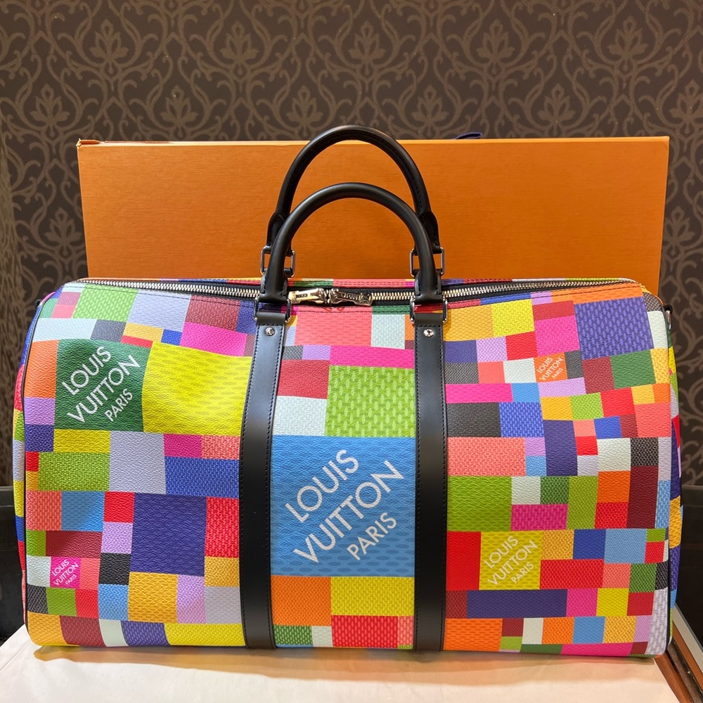 LOUIS VUITTON
KEEPALL BANDOULIERE 45